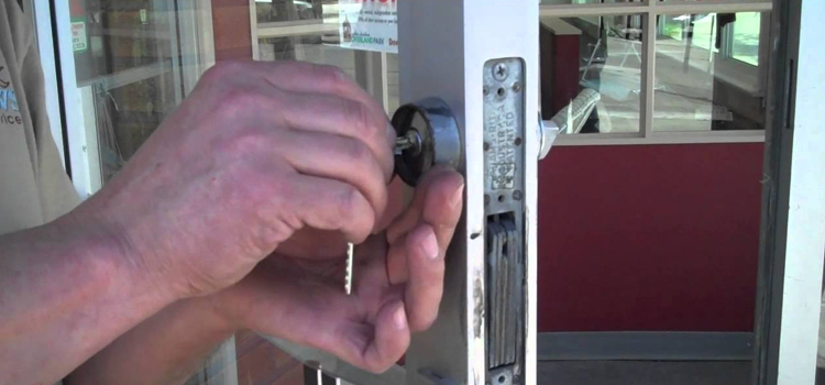 commercial door lock repair Castaic